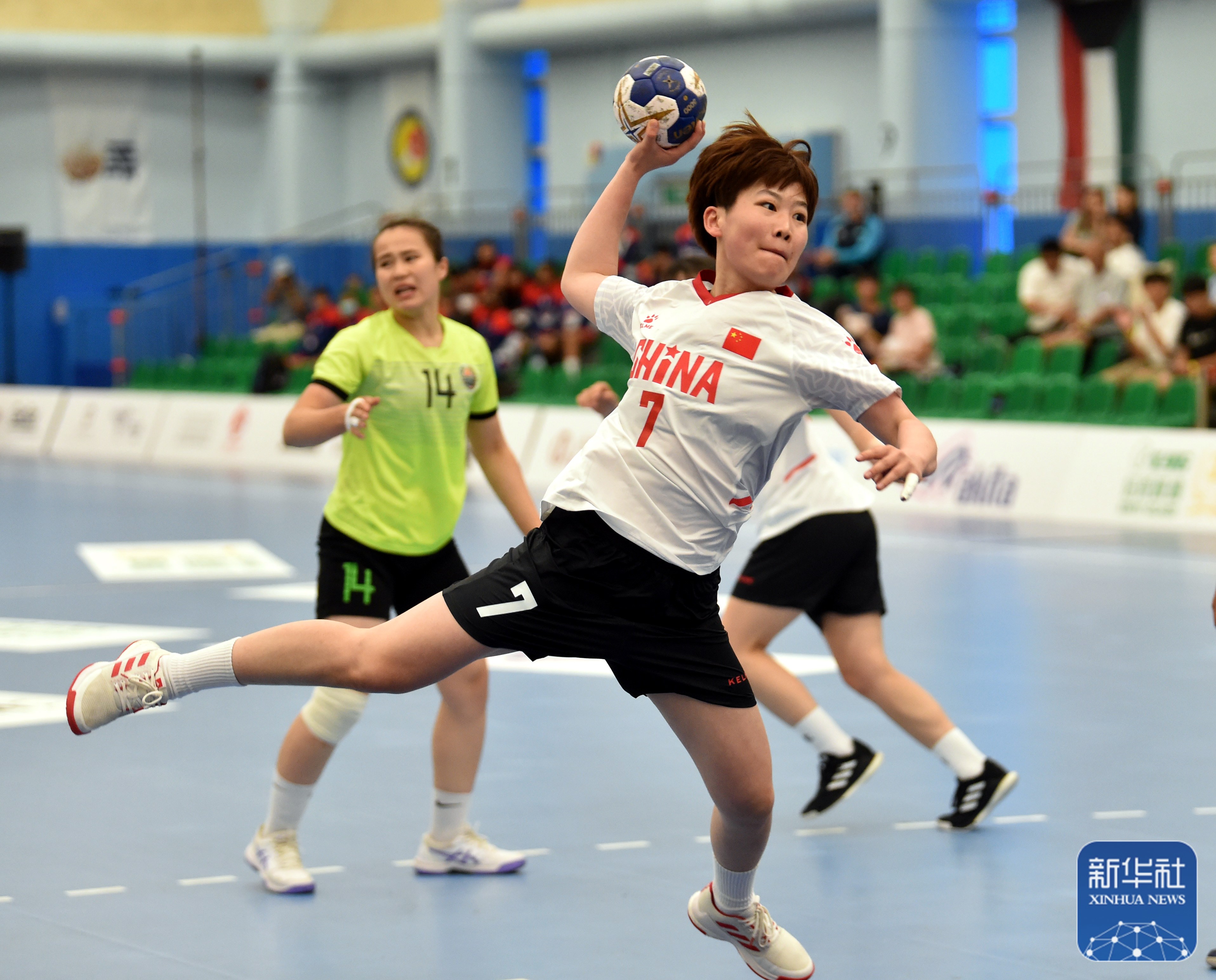 BBIN体育-亚洲球员在关键比赛中展现出高超技艺